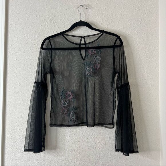 Embroidered Black Mesh Top Long Bell Sleeves - Picture 6 of 8